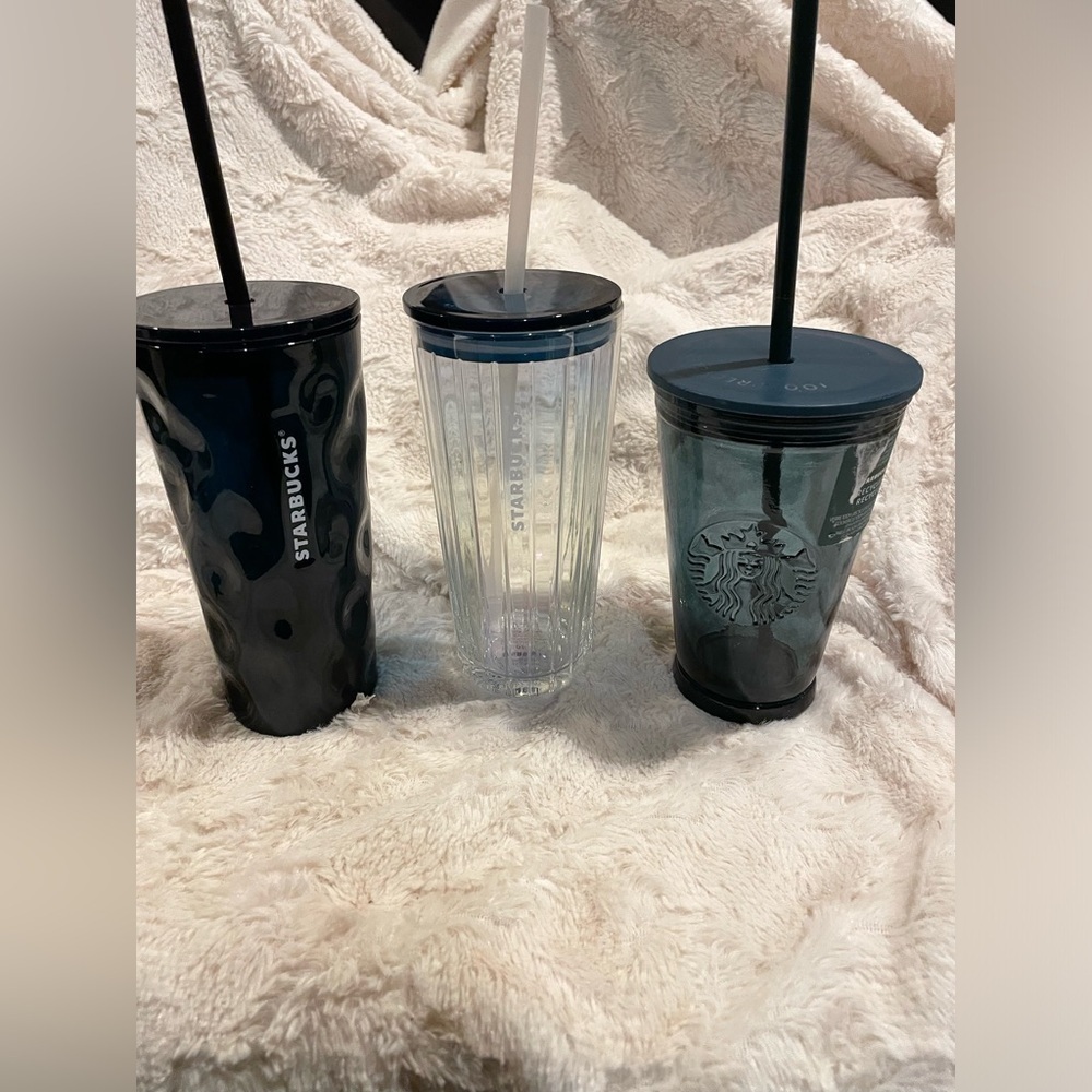 Starbucks’s coffee cup set